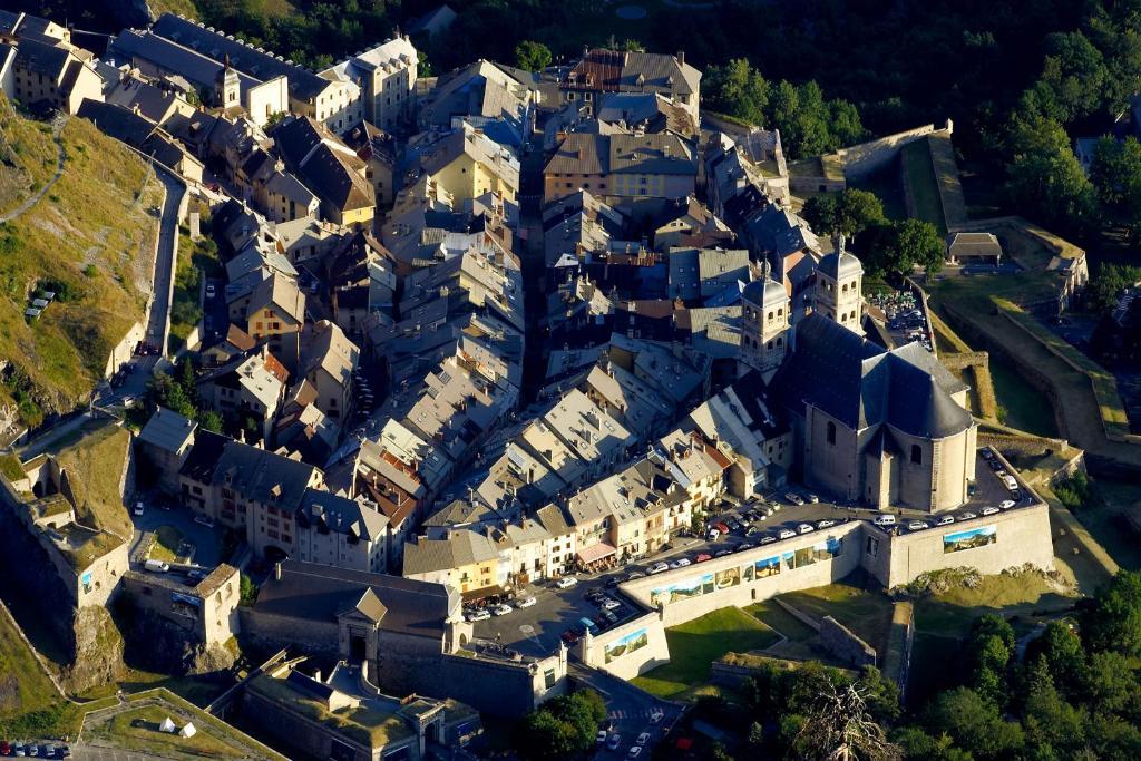 Residence Du Temple Briançon Dış mekan fotoğraf